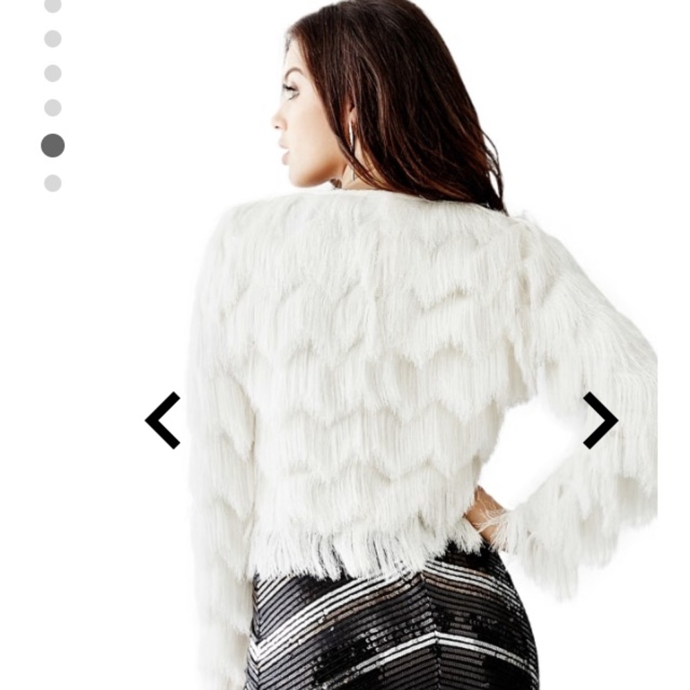 Guess White Fringe Jacket NWOT ๐ฅฐ๐๐ - Picture 4 of 4